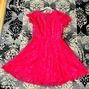 Eva Mendes lace dress